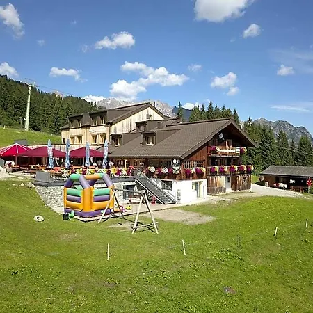 Han/Misafirhane Haus Matschwitz Rodund
